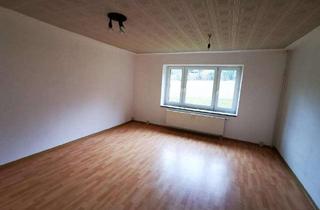 Wohnung mieten in Alte Reuther Straße 15, 08645 Bad Elster, 3-Zimmer-Erdgeschosswohnung mit Küche in ruhiger Lage