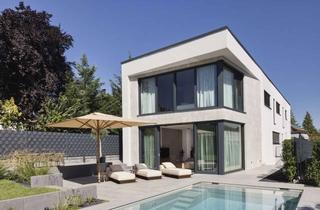 Villa kaufen in 63584 Gründau, **SCHÖNER WOHNEN - Villa im Bauhaus-Stil mit Außenpool und luxuriöser Ausstattung**