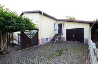 Einfamilienhaus kaufen in 09328 Lunzenau, Solides Einfamilienhaus im Bungalow-Stil mit Garten und Garage