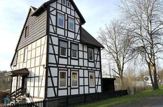 Haus kaufen in 37520 Osterode am Harz, Gut gepflegt und viel Platz: über 2.400 m² Grundstück & 174 m² Wohnfläche