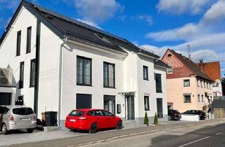 Anlageobjekt in Babenhauser Straße 30, 86381 Krumbach, Investitionsmöglichkeit in Krumbach: Modernes Mehrfamilienhaus mit Stil und Renditepotential!