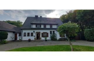 Villa kaufen in 59379 Selm, Fabrikantenvilla aus den 1950er-Jahren in unverbaubarer Waldlage in Cappenberg