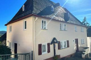 Haus kaufen in 61389 Schmitten, Schmitten-Oberreifenberg: Historisches Wohnhaus in Traumlage