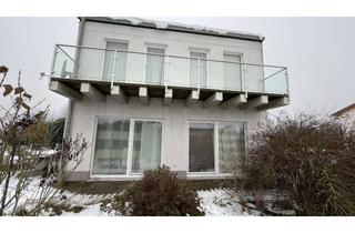 Anlageobjekt in 16540 Hohen Neuendorf, Gelegenheit aus Insolvenz: Einfamilienhaus mit Wärmepumpe und Fotovoltaik