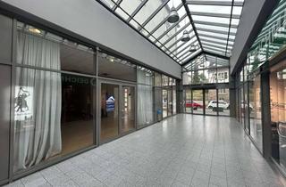 Geschäftslokal mieten in 51491 Overath, Steinhofplatz: Ladenlokal in belebter Passage. Teilanmietung und mietfreie Zeit möglich.
