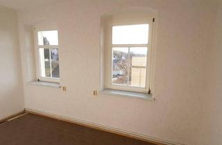 Wohnung mieten in 08315 Lauter-Bernsbach, helle Drei-Zimmer-Wohnung in ruhiger Lage mit guter Fernsicht
