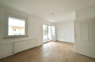 Wohnung mieten in Neuer Friedberg 38, 98527 Suhl-Friedberg, 3 Zimmer, frisch renoviert in der 2. Etage mit modernem Bad & Balkon
