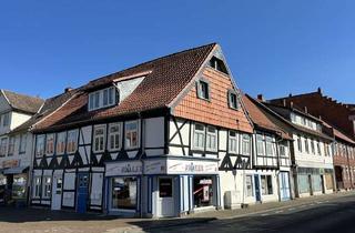 Wohnung kaufen in Juliusmarkt, 38300 Wolfenbüttel, Gemütliche Dachgeschosswohnung in historischem Fachwerkhaus in Wolfenbüttel!
