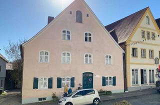 Haus kaufen in 91171 Greding, Schmuckstück am Marktplatz von Greding, Altstadthaus aufwendig restauriert mit Garten und Stellplatz