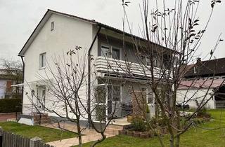 Haus kaufen in 94419 Reisbach, Renoviertes Wohnhaus mit Einbauküche, Garagen und Garten in Niederhausen-Gemeinde Reisbach!