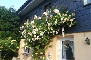 Haus kaufen in 53894 Mechernich, „Esacpe to the country!“ Romantisches Rosen Cottage (provisionsfrei)