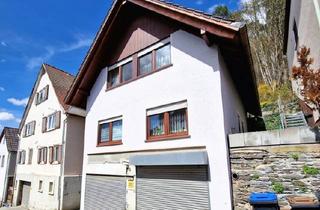 Haus kaufen in 61389 Schmitten, Drei Häuschen auf einem Grundstück - der Hafen für Ihr Kapital