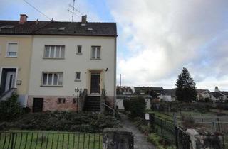 Einfamilienhaus kaufen in 66802 Überherrn, Einfamilienhaus mit angrenzendem Baugrundstück