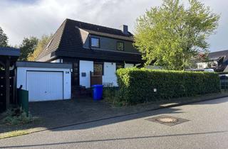 Haus kaufen in Forellenweg 56, 24576 Hitzhusen, " RESERVIERT" Zweifamilienhaus in Hitzhusen für Selbstnutzer u. Kapitalanlage