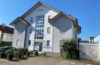 Wohnung kaufen in Im Saum 13, 77933 Lahr/Schwarzwald, Im Dachgeschoss mit tollem Ausblick: Moderne 2-Zimmer-Wohnung in Lahr-Kippenheimweiler