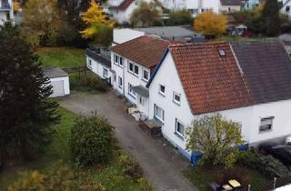 Haus kaufen in 61118 Bad Vilbel, Sanierungsbedürftiges Haus mit Anbau auf großem Grundstück