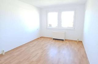 Wohnung mieten in Ringstraße 25, 18510 Wittenhagen, Sanierte, helle 2-Zimmer-Wohnung mit Garten, Garage und Stellplatz!