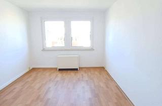Wohnung mieten in Ringstraße 25, 18510 Wittenhagen, Sanierte, helle 2-Zimmer-Wohnung mit Garten, Garage und Stellplatz!