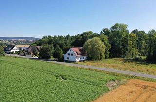 Haus kaufen in 32609 Hüllhorst, Auf einem 2.700 m² großen Grundstück steht dieses Landhaus in schöner, ländlicher Lage