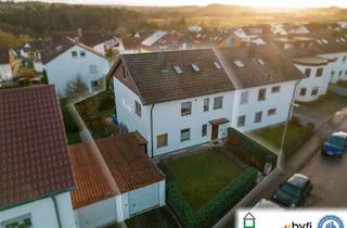 Haus kaufen in 71101 Schönaich, Zweifamilienhaus in Schönaich mit Garten & Garage!