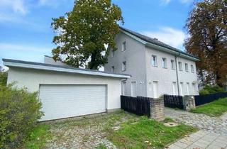 Haus kaufen in 12524 Altglienicke (Treptow), Leerstehendes Wohn & Geschäftshaus in Berlin Alt Glienicke