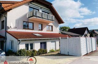 Wohnung kaufen in 66679 Losheim am See, Großzügige, top-gepflegte Erdgeschosswohnung mit Terrasse und Garage in Niederlosheim!