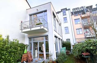 Wohnung kaufen in 53129 Dottendorf, Sanierte Altbauwohnung in Bonn-Dottendorf: Schicke ca. 90 m² Altbauwohnung mit Terrasse und Garten