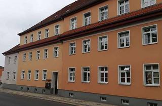 Wohnung mieten in Lohweg 10, 07937 Zeulenroda-Triebes, 2-Raum-Wohnung im Zentrum von Zeulenroda
