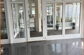Geschäftslokal mieten in 36381 Schlüchtern, Zentral gelegen, hell u. ebenerdig Ladenlokal/Büro in Schlüchterns Neuer Mitte, 2 Pkw Stellplätzen