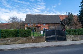 Haus kaufen in 37574 Einbeck, Charmantes Fachwerkhaus mit Renovierungsbedarf