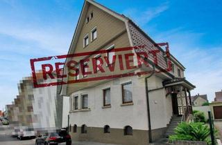 Villa kaufen in 78054 Villingen-Schwenningen, Stadtvilla - Zweifamilienhaus mit ausgebautem Dachgeschoss - Inklusive Garten und Garage!