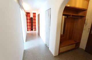 Wohnung kaufen in 78048 Villingen-Schwenningen, Drei Balkone - große Fenster - wohnfreundliche Zimmer