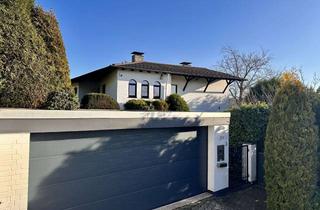 Villa kaufen in 45289 Burgaltendorf, PROVISIONSFREIE Traumvilla im Grünen mit Panoramablick in Sackgasse: Einzigartiger Luxus! Auch MGH !