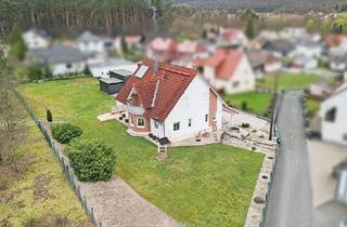 Haus kaufen in 96114 Hirschaid, Familientraum mit Perspektive: Leben und Potential für Erweiterung