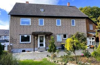 Haus kaufen in 38162 Cremlingen, Provisionsfrei: Wohnhaus mit 239 m² und Anbau sowie 2 Garagen, Poolhaus etc.