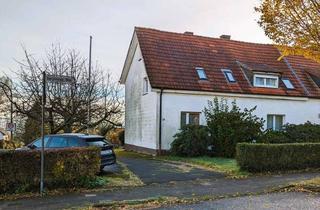 Doppelhaushälfte kaufen in 59757 Arnsberg, Doppelhaushälfte als Ein-/ oder Zweifamilienhaus - viel Platz für neue Ideen