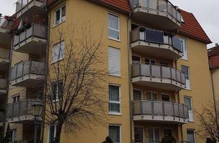 Wohnung kaufen in Stollestrasse 18, 01159 Löbtau-Nord, Sehr gepflegte Mansarden Dachwohnung mit Balkon