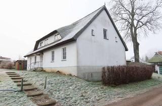 Mehrfamilienhaus kaufen in Unterreihe 16, 17509 Katzow, Reetgedecktes Mehrfamilienhaus sucht neuen Eigentümer