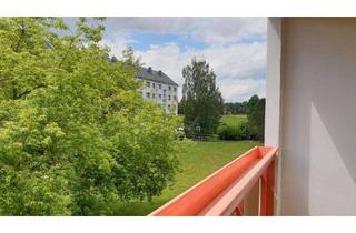 Wohnung mieten in Thomas-Müntzer-Straße 27, 08115 Lichtentanne, Saniert und mit Balkon