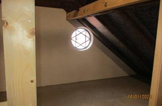 Lager mieten in Markt 14, 19217 Rehna, direkte Marktlage in Rehna : ab 25 €- kleiner Lagerraum im isolierten Dachboden