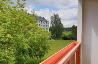 Wohnung mieten in Thomas-Müntzer-Straße 27, 08115 Lichtentanne, Saniert und mit Balkon