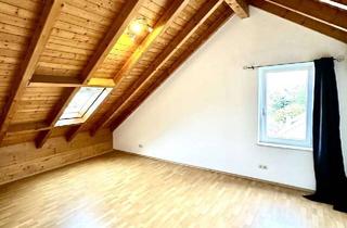 Wohnung kaufen in 77855 Achern, Schöne 2-Zimmer-Dachgeschosswohnung in Achern zu verkaufen.