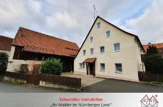 Haus kaufen in 91282 Betzenstein, Betzenstein - Viel Platz zum fairen Preis! Familienhaus mit Scheune und 3 Garagen bei Betzenstein sucht Liebhaber