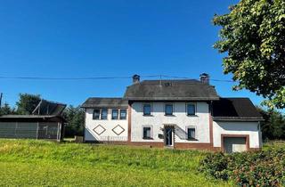 Einfamilienhaus kaufen in 54619 Üttfeld, Üttfeld - Gepflegtes Einfamilienhaus mit Nebengebäude auf schönem Grundstück zu verkaufen