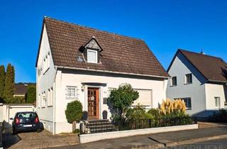 Haus kaufen in 53639 Königswinter, Königswinter - Freistehendes EFH mit Garten, Garage, Vollkeller in Oberdollendorf! 146qm, 427qm Areal...etc!