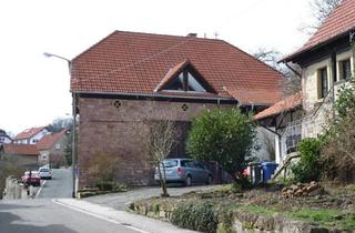 Haus kaufen in 67685 Weilerbach, Weilerbach - Großzügige Maisonette in schönem Sandsteinhaus mit Scheunentteil