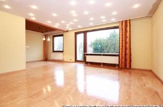 Wohnung kaufen in 22869 Schenefeld, Schenefeld - Energetisch sanierte 3-Zimmer-Wohnung mit Hobbyraum und Gartenanteil (ca. 130m²)