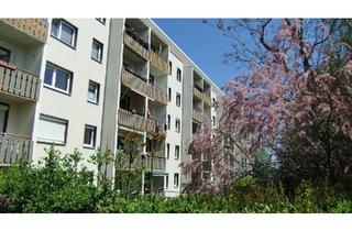 Wohnung kaufen in 06618 Naumburg, Naumburg (Saale) - Eigentumswohnung 3 ZimmerKücheBadBalkon mit Stellplatz