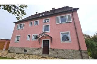 Mehrfamilienhaus kaufen in 91620 Ohrenbach, Ohrenbach - Mehrfamilienhaus mit Garage und viel Grünfläche zu verkaufen!