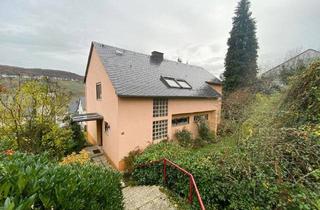 Haus kaufen in 54470 Bernkastel-Kues, Bernkastel-Kues - Freistehendes Wohnhaus mit Blick in die Weinberge
